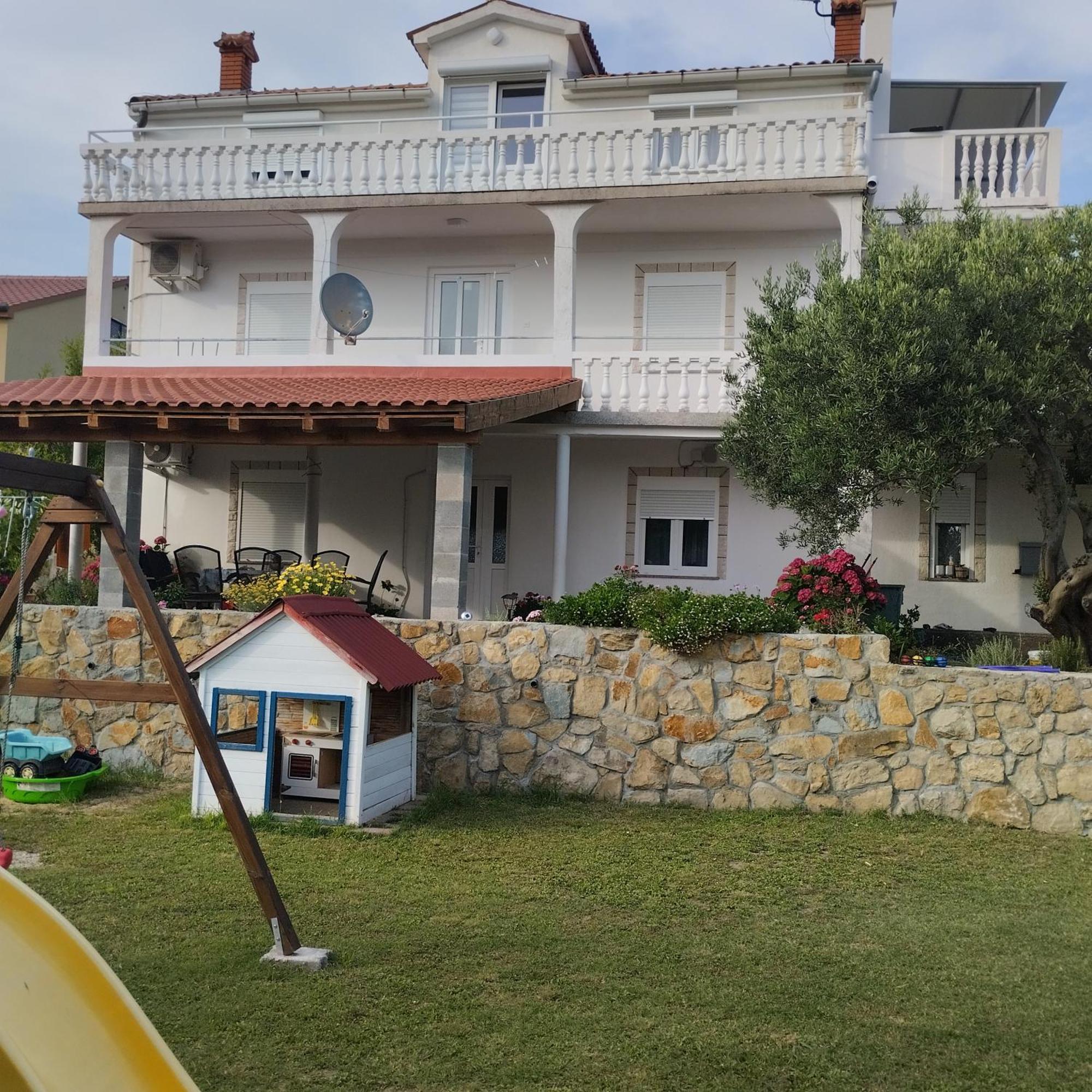 לופאר Apartmani Gero מראה חיצוני תמונה